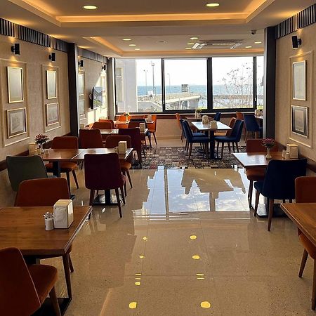 Ahmet Efendi Konagi Hotel Istanbul Ngoại thất bức ảnh The restaurant at the top of the tower