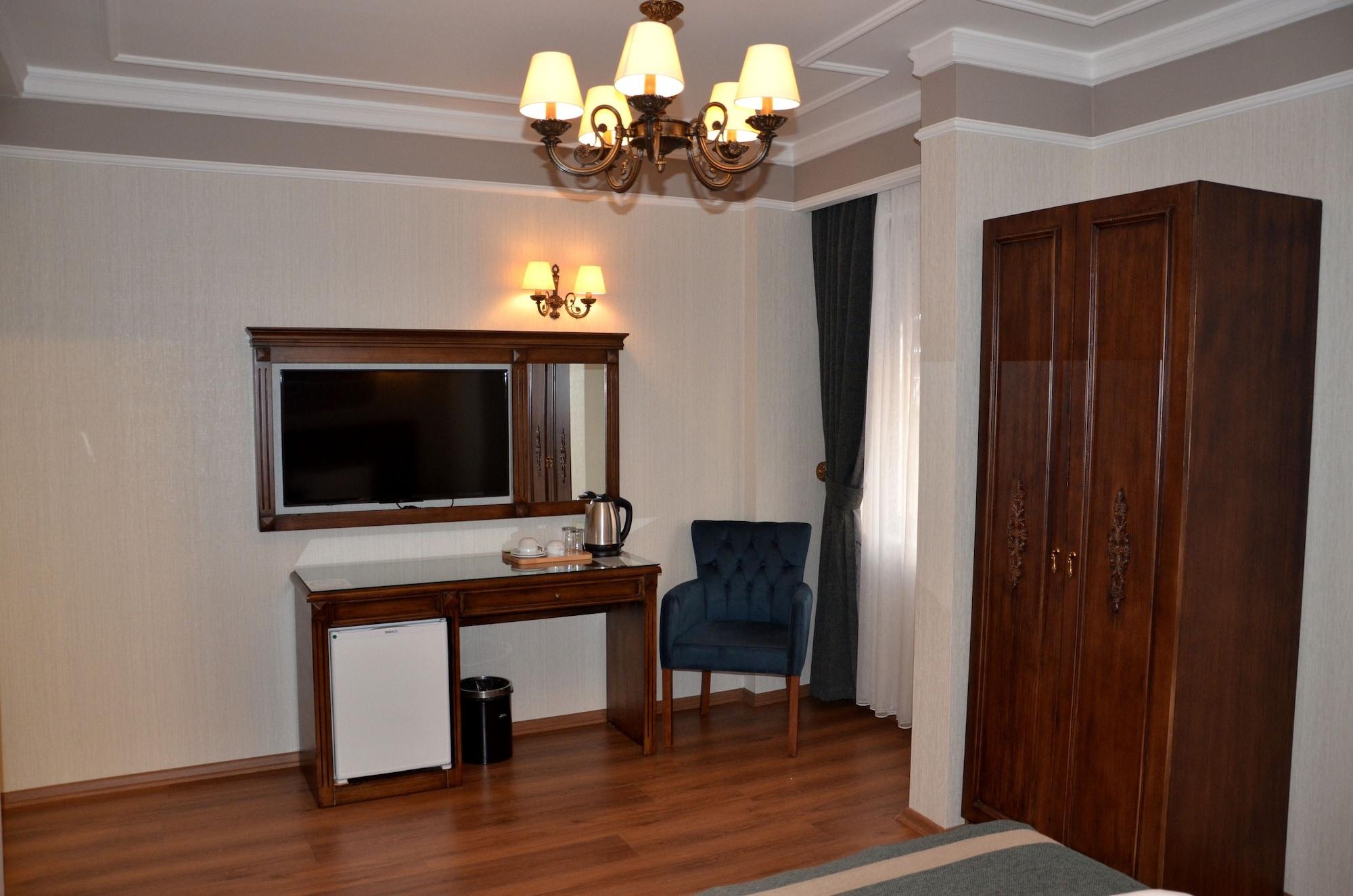 Ahmet Efendi Konagi Hotel Istanbul Ngoại thất bức ảnh A room at the hotel