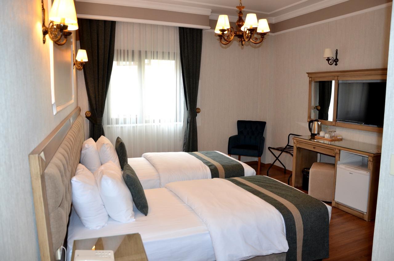 Ahmet Efendi Konagi Hotel Istanbul Ngoại thất bức ảnh A room at the hotel