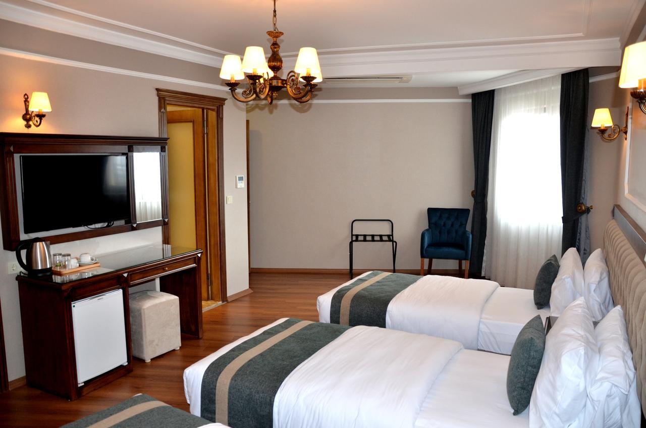 Ahmet Efendi Konagi Hotel Istanbul Ngoại thất bức ảnh A room at the hotel