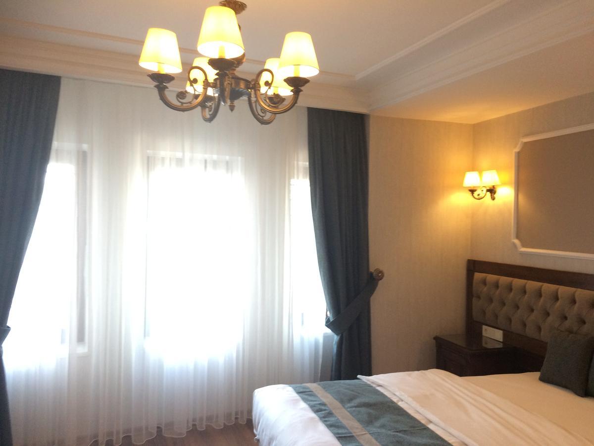 Ahmet Efendi Konagi Hotel Istanbul Ngoại thất bức ảnh A bedroom at the hotel