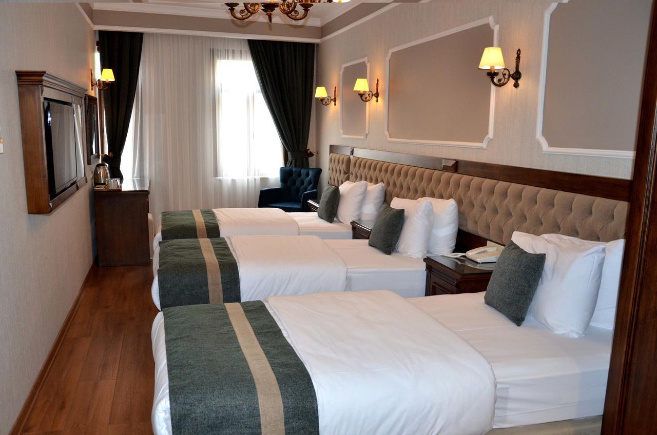 Ahmet Efendi Konagi Hotel Istanbul Ngoại thất bức ảnh A room at the hotel